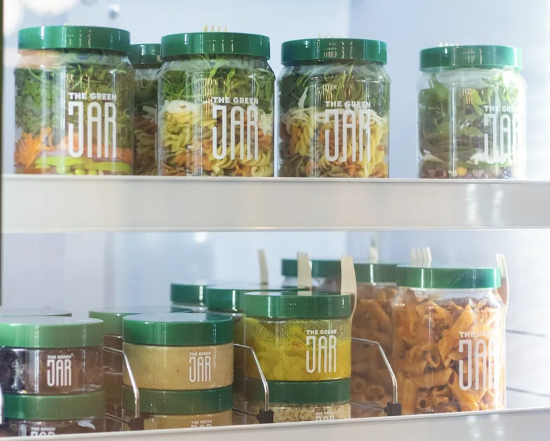 Tarros The Green Jar con ensaladas y platos saludables